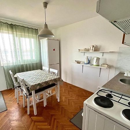 Apartments By The Sea Maslinica, Solta - 774 Grohote Bagian luar foto